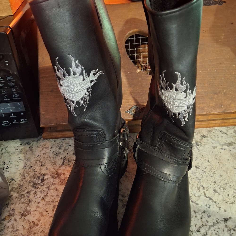 Harley-Davidson Black Leather Riding Boots with Silver Logo